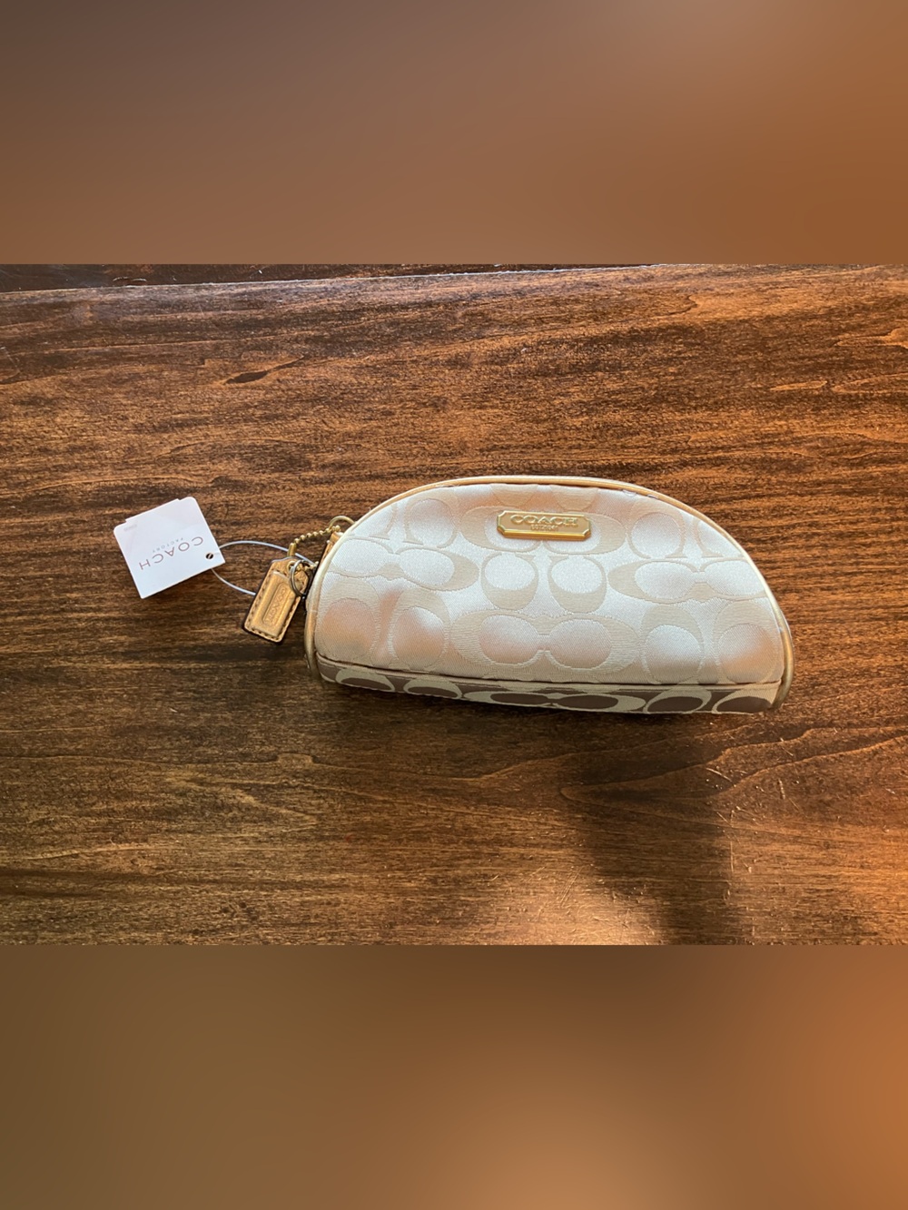 Coach x Estée Lauder 2010 limited edition cosmetic pouch in gold-NWT